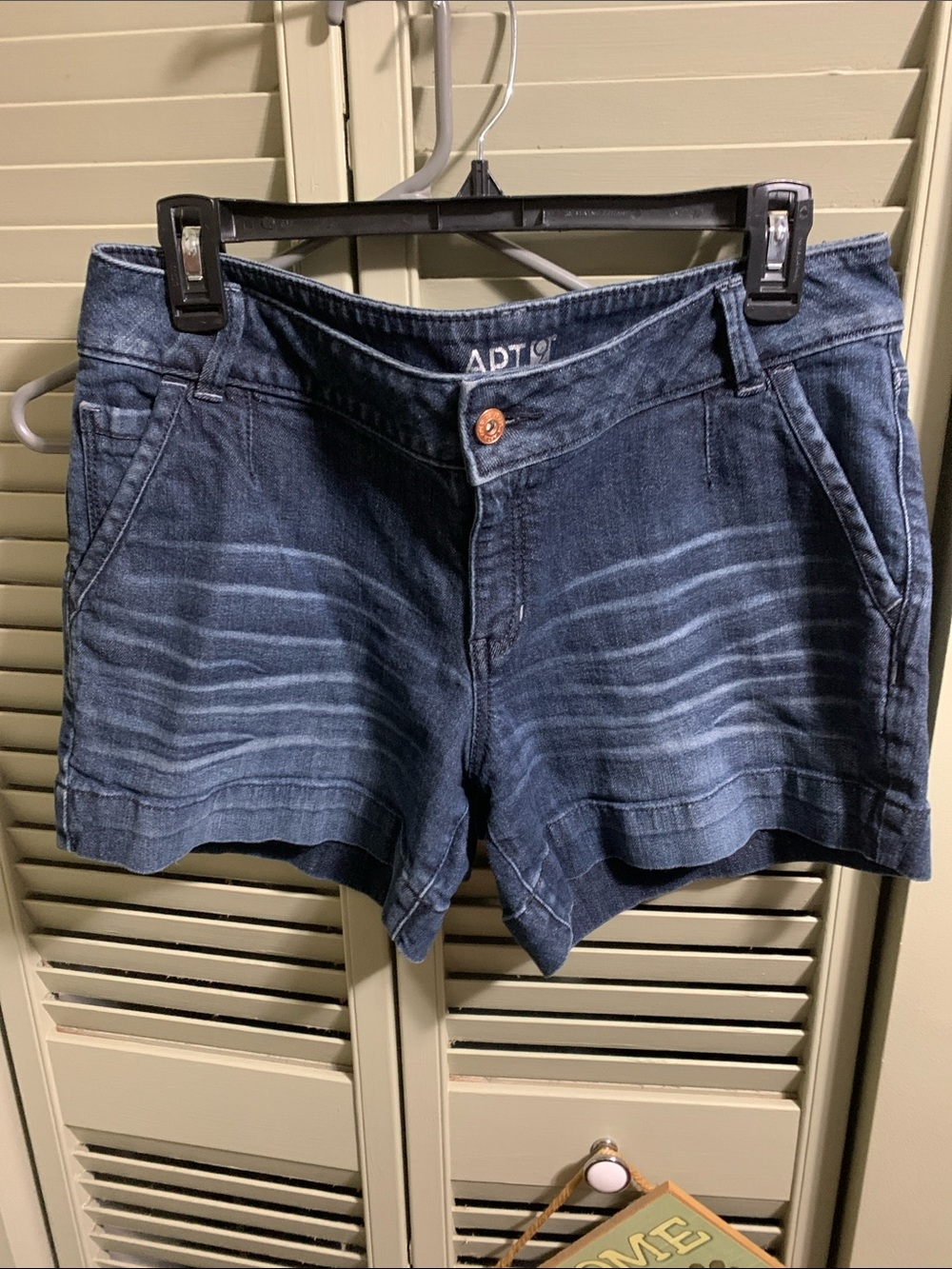 Apt. 9 Dark Blue Washed Denim-Look Women’s Shorts
